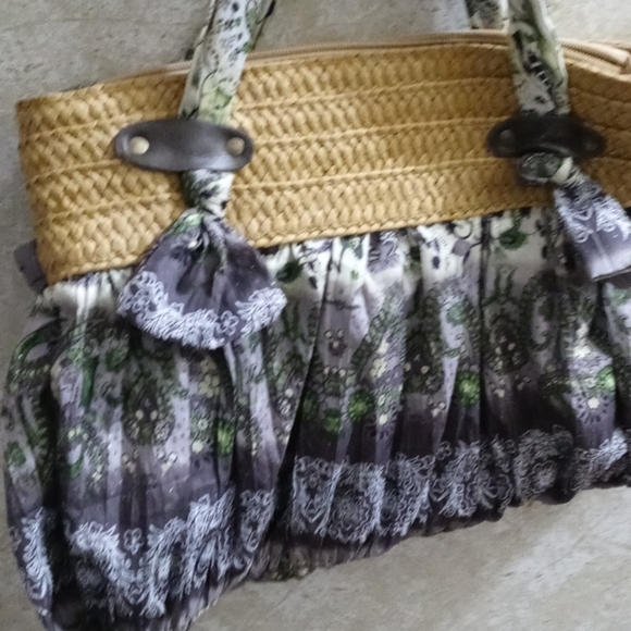 Purse - Picture 2 of 4